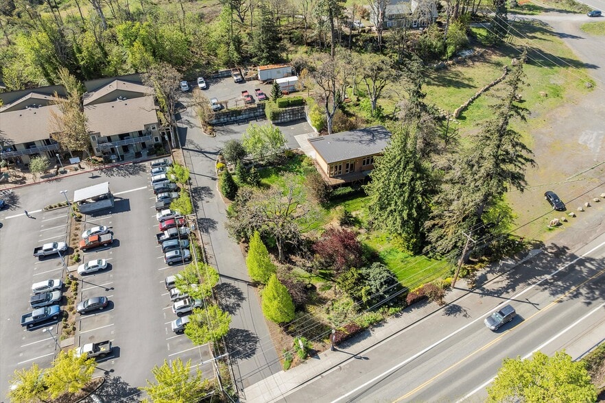 More Photos Of 3239 Cascade Ave, Hood River Office Residential For Lease