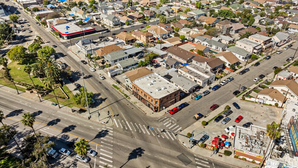 More Photos Of 3229-3235 N Main St, Los Angeles Storefront Retail Residential For Lease