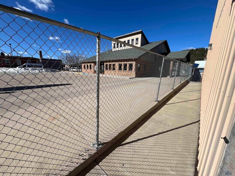 More Photos Of 947 Main St, Sturgis Sports And Entertainment For Sale