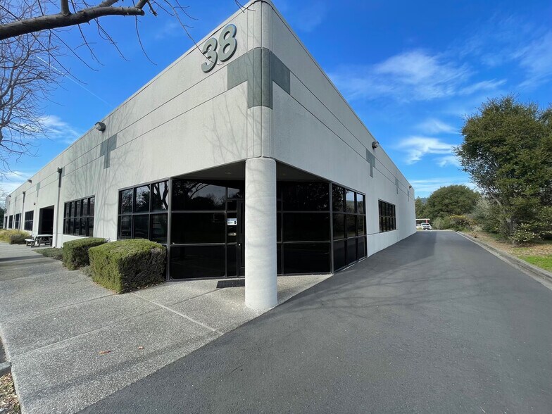Primary Photo Of 30-38 Executive Ct, Napa Light Distribution For Lease