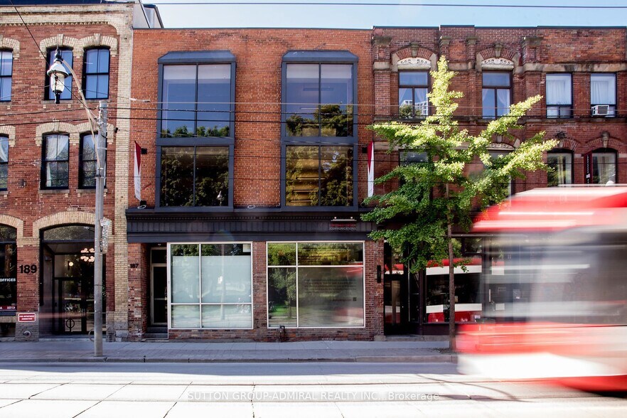 More Photos Of 10 Britain St, Toronto Storefront Retail Office For Lease