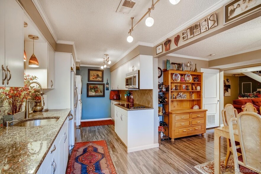 More Photos Of 2805-2901 S Locust St, Denver Apartments For Sale