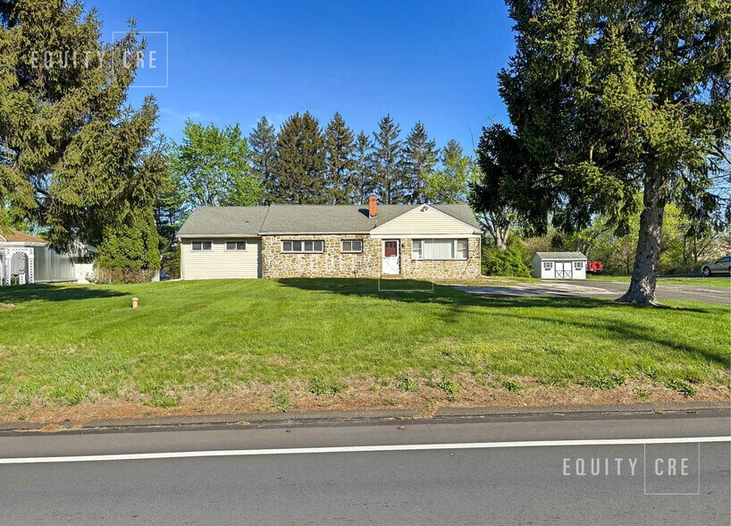 Primary Photo Of 515 W Butler Ave, Chalfont Veterinarian Kennel For Sale