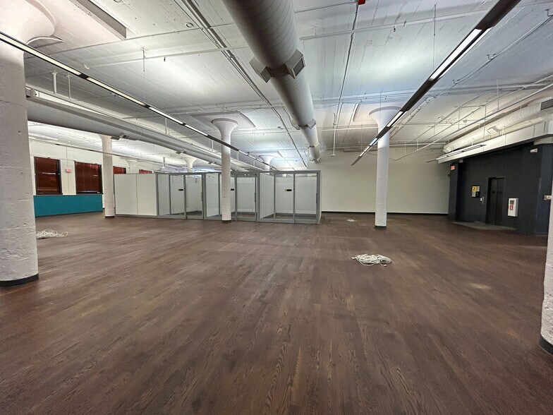 More Photos Of 238 N Mead St, Wichita Office For Lease