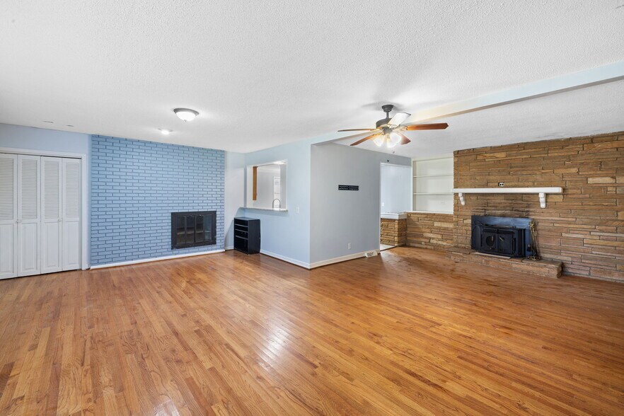 More Photos Of 2721 Wendell Blvd, Wendell Medical For Lease
