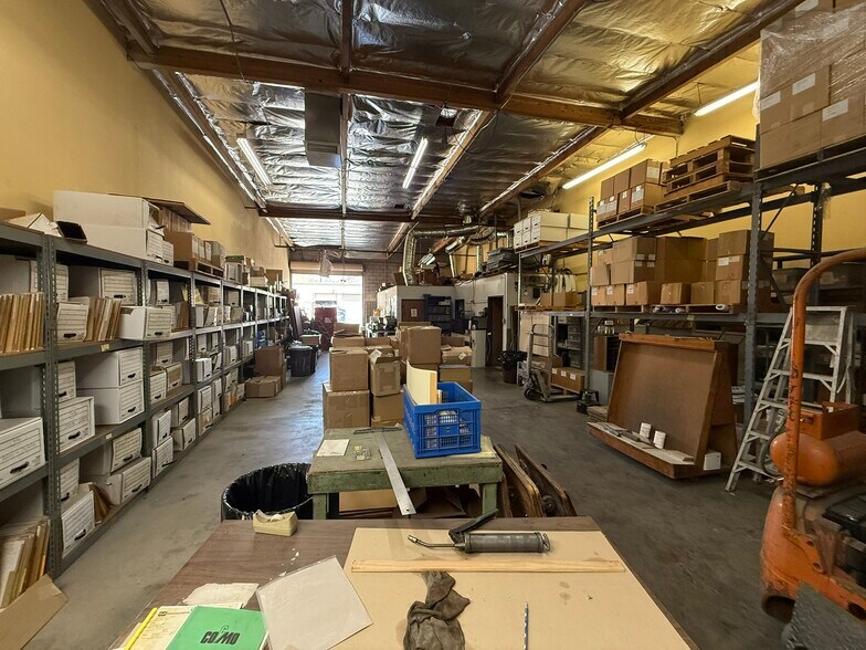 More Photos Of 12953 Arroyo St, Sylmar Warehouse For Sale