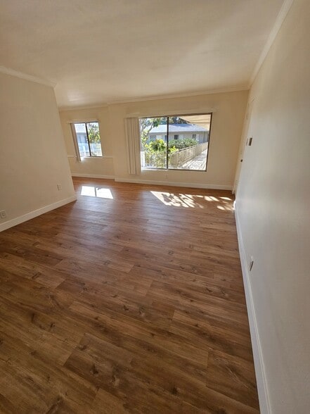 More Photos Of 275 S Marengo Ave, Pasadena Apartments For Sale