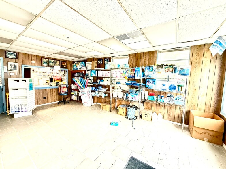 More Photos Of 19 Mechanic St, Ramsey Light Distribution For Lease