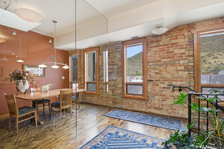 More Photos Of 713 Cooper Ave, Glenwood Springs General Retail For Sale