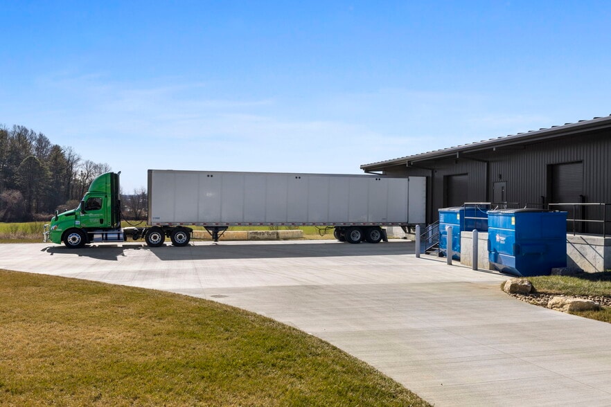 More Photos Of 110 Commercial Blvd, Flat Rock Manufacturing For Lease