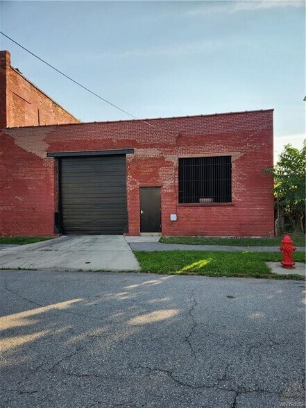 Primary Photo Of 273 Hickory St, Buffalo Warehouse For Sale