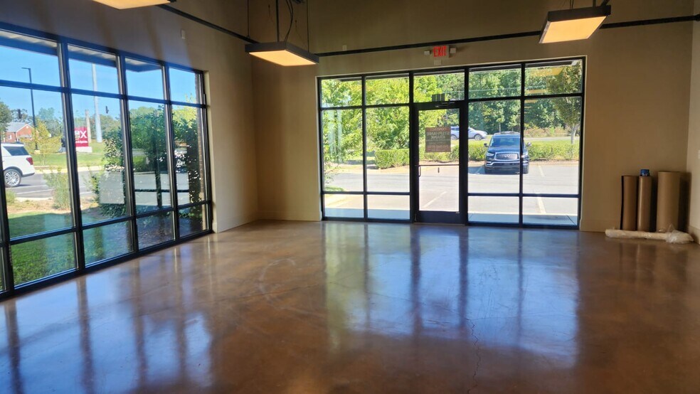 More Photos Of 920 Peachtree Pky, Cumming Storefront Retail Office For Sale