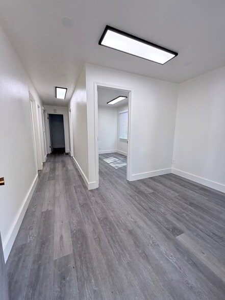 More Photos Of 3501-3511 SE Milwaukie Ave, Portland Office For Sale