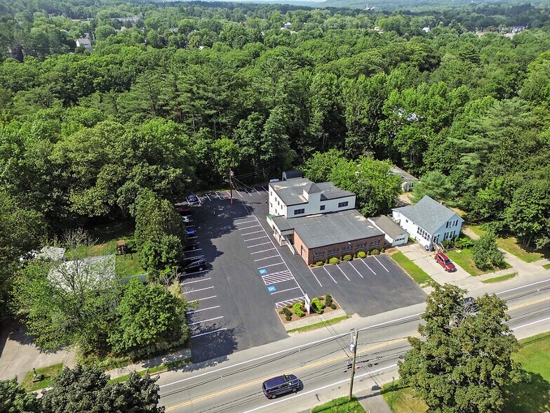 More Photos Of 143 Silver St, Waterville Office For Lease
