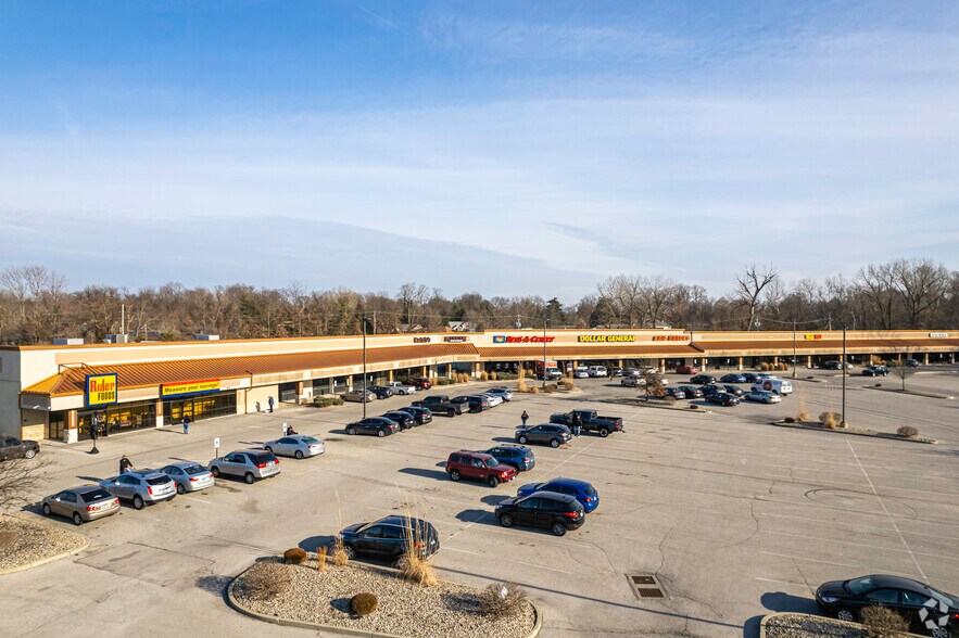 More Photos Of 1948-1982 Vandalia St, Collinsville Unknown For Lease