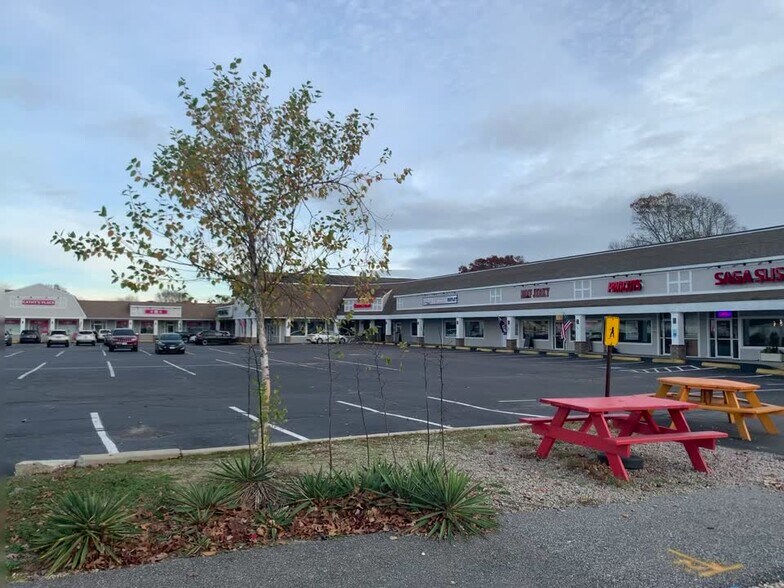 More Photos Of 517-525 Main St, West Yarmouth Storefront For Lease