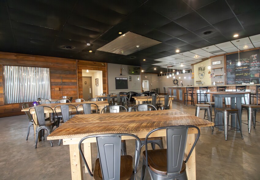 More Photos Of 102 W Parrish Dr, Benson Freestanding For Sale