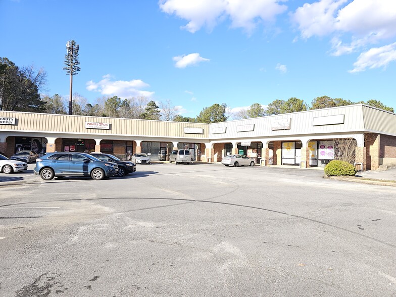 More Photos Of 300 Flint River Rd, Jonesboro Unknown For Lease