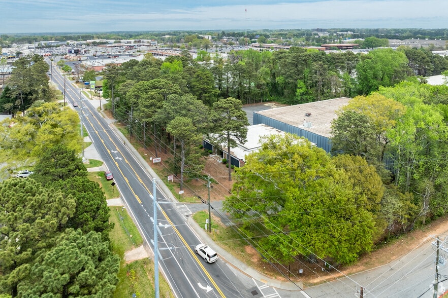 More Photos Of 1955 Montreal Rd, Tucker Warehouse For Sale