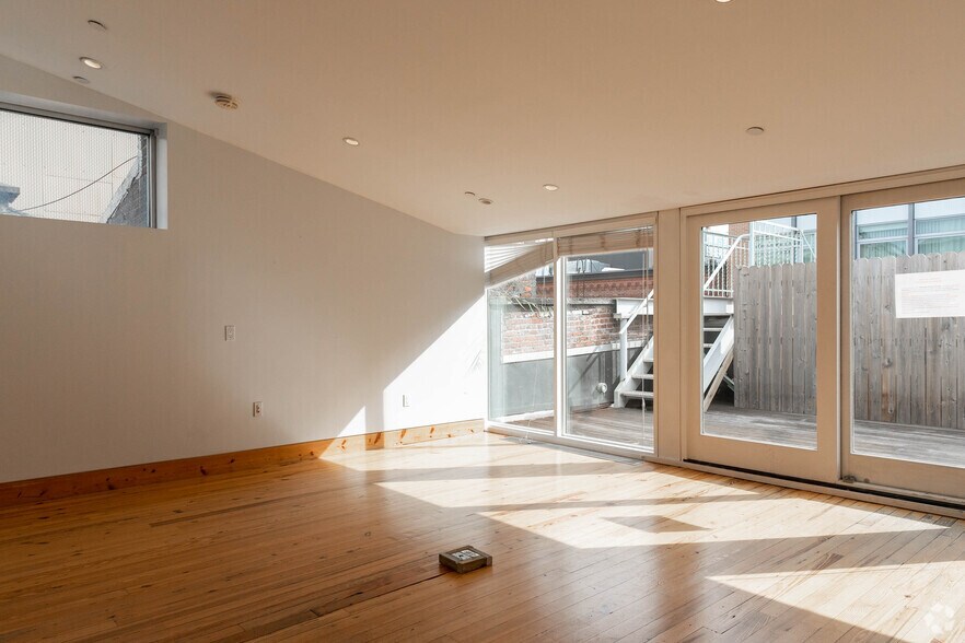 Photo of Pent Floor Ste Duplex