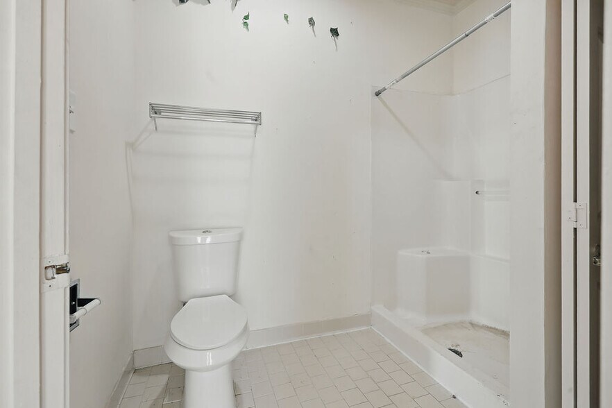 More Photos Of 4325 Casino Center Dr, Robinsonville Apartments For Sale
