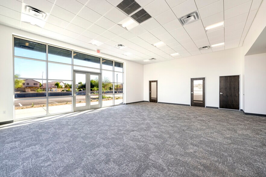 More Photos Of 12460 N Dysart Rd, El Mirage Warehouse For Lease