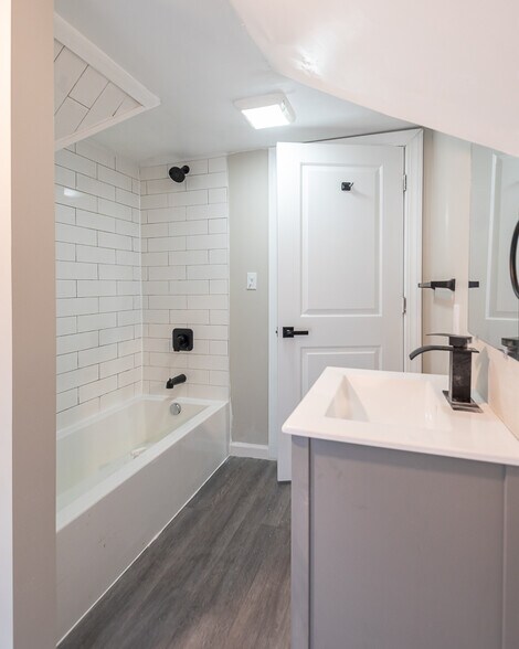 More Photos Of , Cleveland Multifamily For Sale