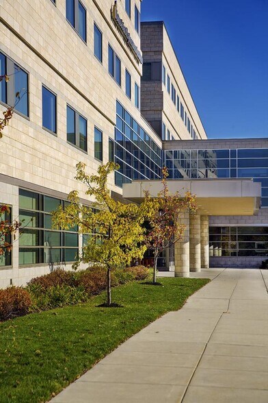 More Photos Of 200 Bowman Dr, Voorhees Medical For Lease