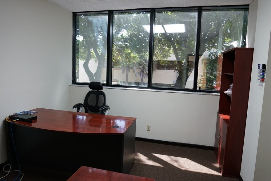 More Photos Of 1208 W Newport Center Dr, Deerfield Beach Medical For Sale