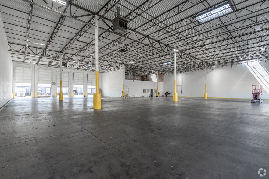 More Photos Of 756 Port America Pl, Grapevine Unknown For Lease