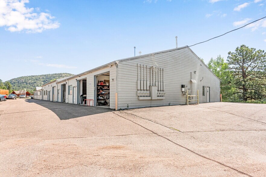 More Photos Of 19336 Goddard Ranch Ct, Morrison Light Manufacturing For Lease