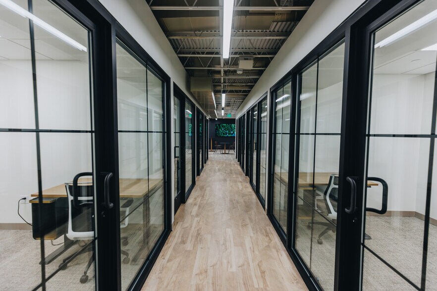 More Photos Of 2040 14th St, Boulder Office For Lease