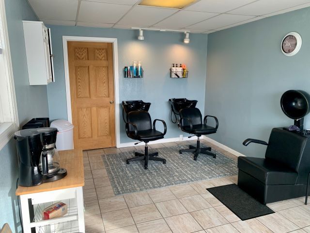 More Photos Of 305 US Highway 31 S, Traverse City Storefront Retail Office For Lease