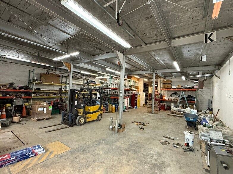 More Photos Of 105 Market Pl, Glassboro Light Distribution For Lease
