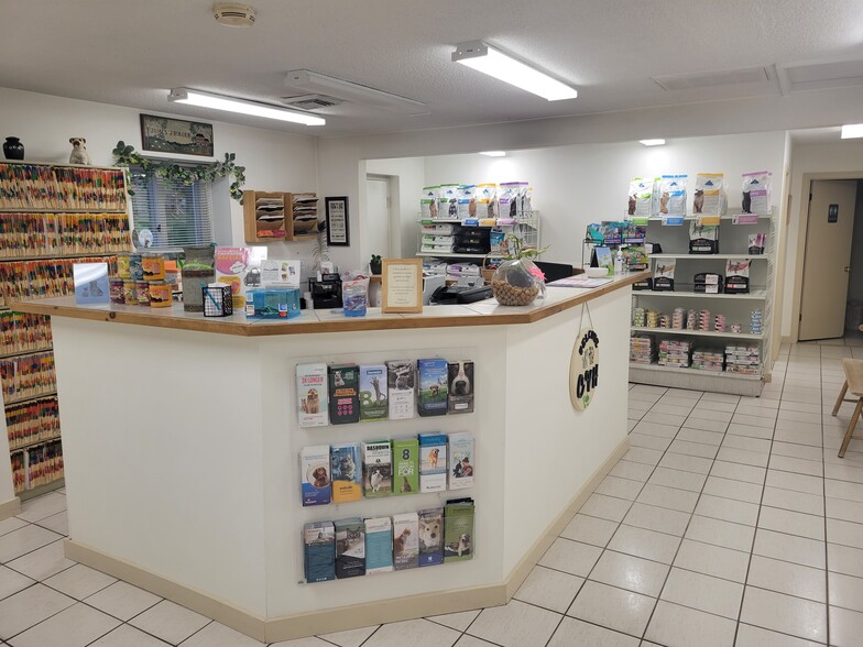 More Photos Of 220 Brook St, Clinton Medical For Sale