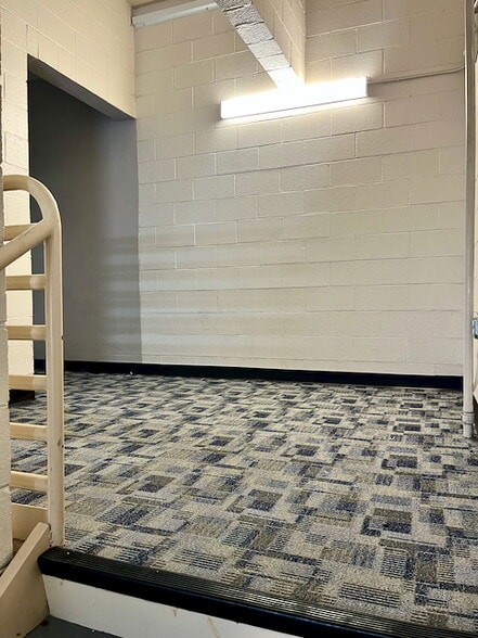 More Photos Of 6431 W Sahara Ave, Las Vegas Loft Creative Space For Lease