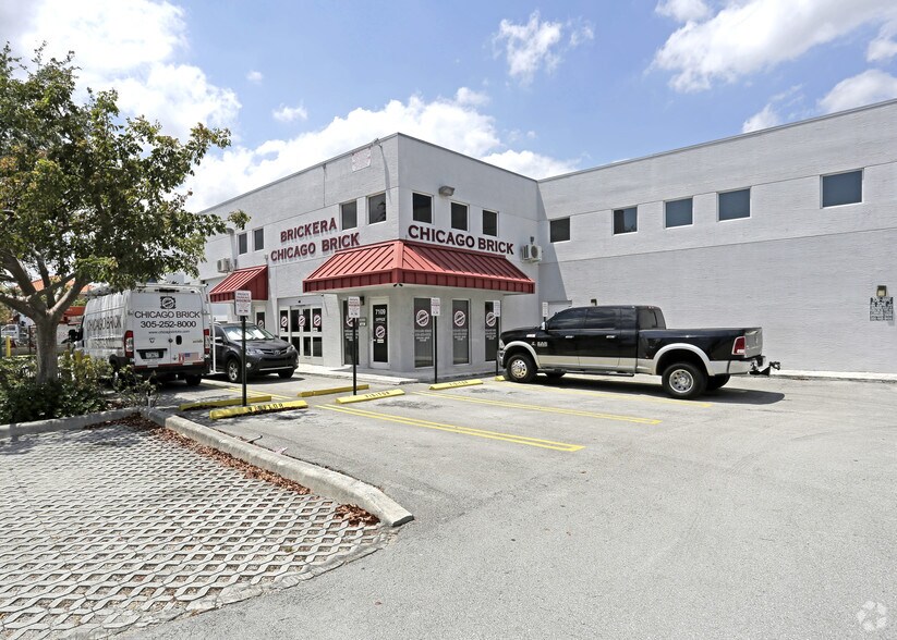 More Photos Of 7121 SW 43rd St, Miami Warehouse For Lease