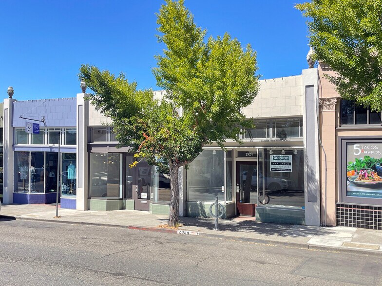 More Photos Of 2924-2926 College Ave, Berkeley Storefront For Lease