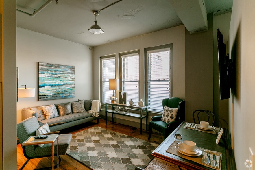 More Photos Of 721 Broad St, Chattanooga Apartments For Sale