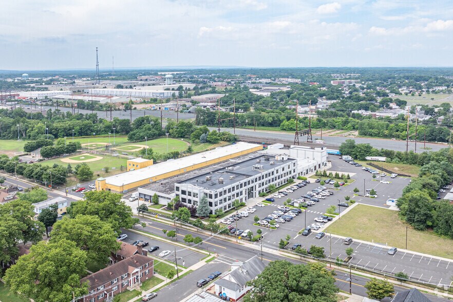 More Photos Of 409 Joyce Kilmer Ave, New Brunswick Loft Creative Space For Lease