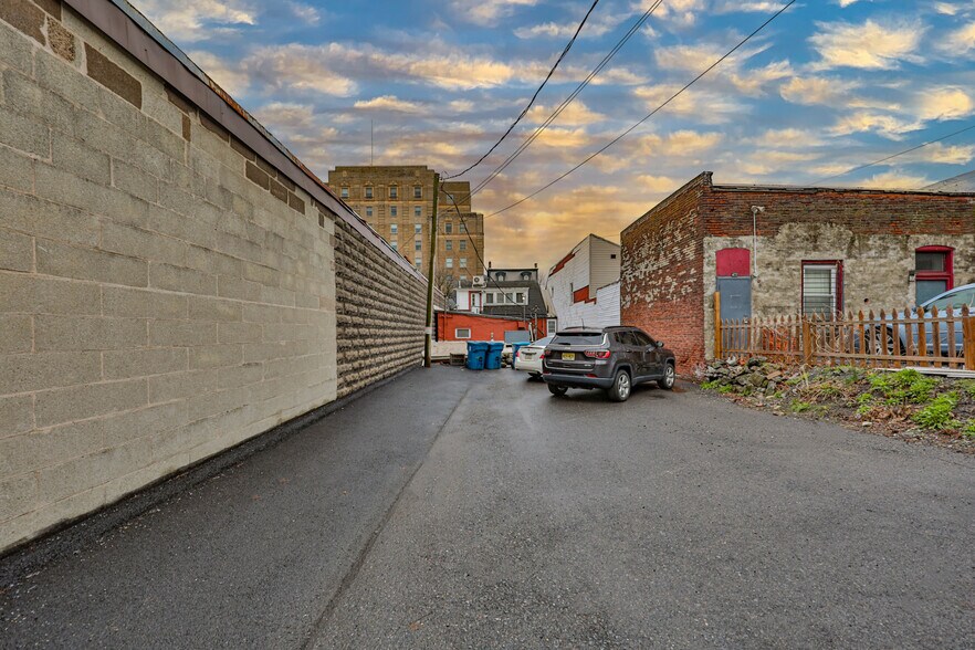 More Photos Of 153-155 Northampton St, Easton Apartments For Sale