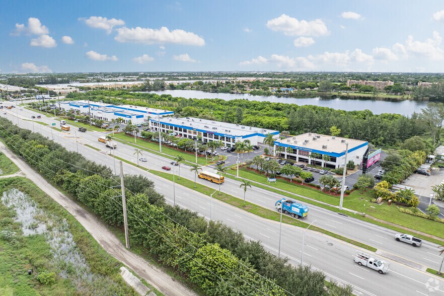 More Photos Of 4500 N Powerline Rd, Deerfield Beach Unknown For Lease
