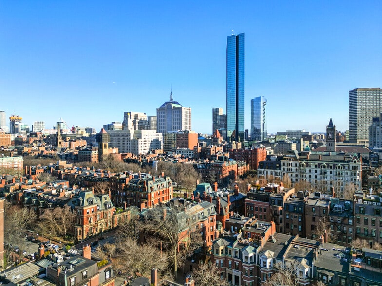 More Photos Of 164 Marlborough St, Boston Dormitory For Sale