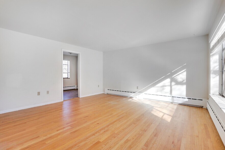 More Photos Of 4370 E Montana Pl, Denver Multifamily For Sale