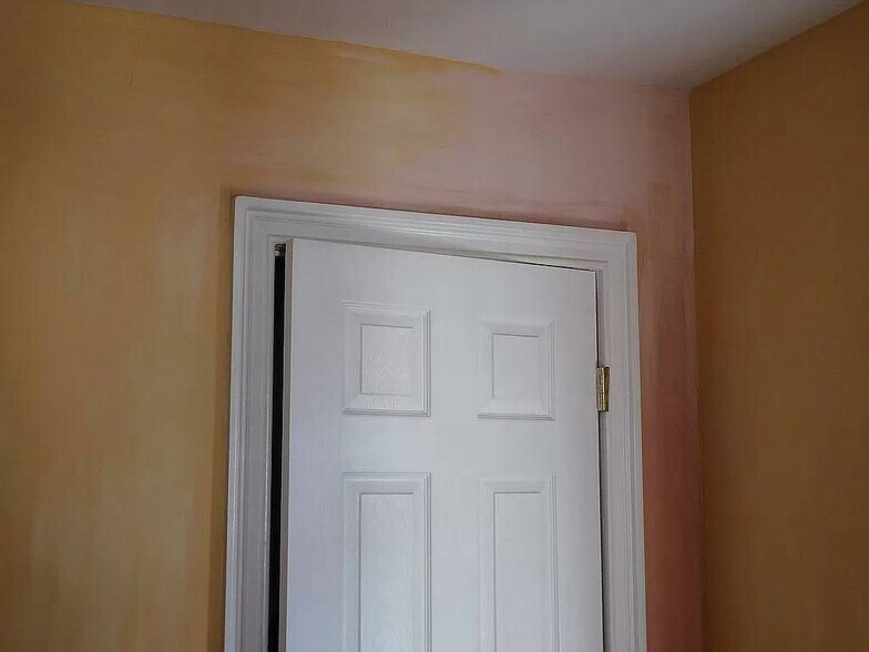 More Photos Of 2038 Grant Ave, Philadelphia Specialty For Sale