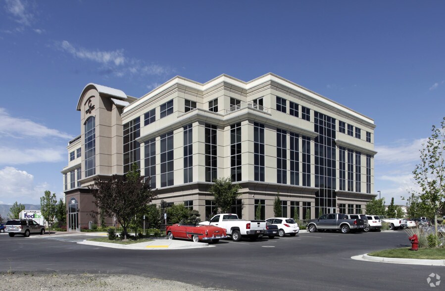 More Photos Of 2162-2180 Grove Pky, Pleasant Grove Office For Sale