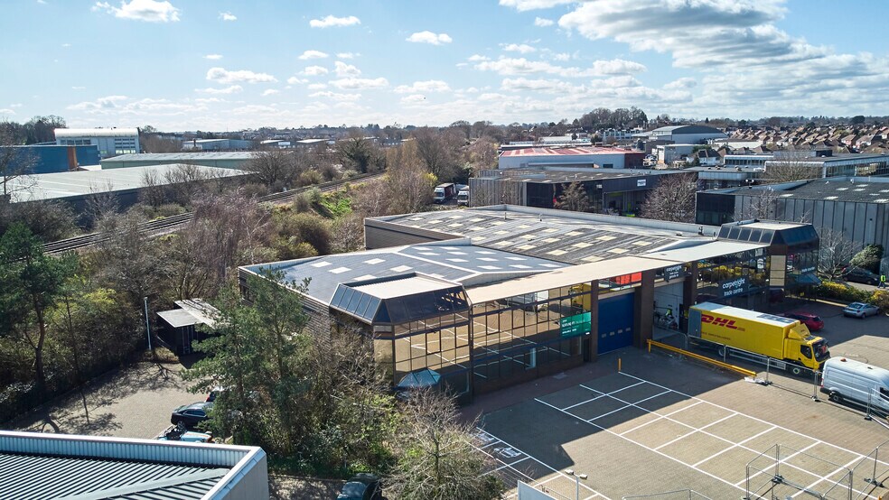 More Photos Of Unit 2 Prologis Park, Hook Rise South, Surbiton Warehouse For Lease