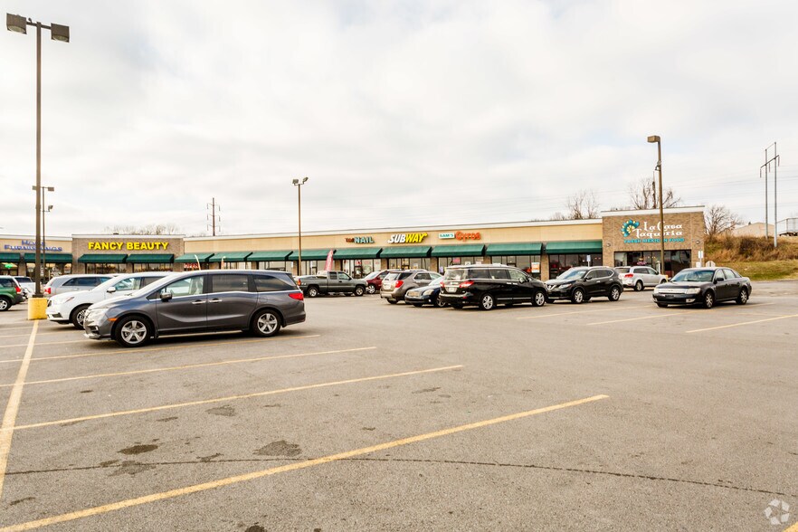 More Photos Of 74-122 Dover Crossing Rd, Clarksville Unknown For Lease