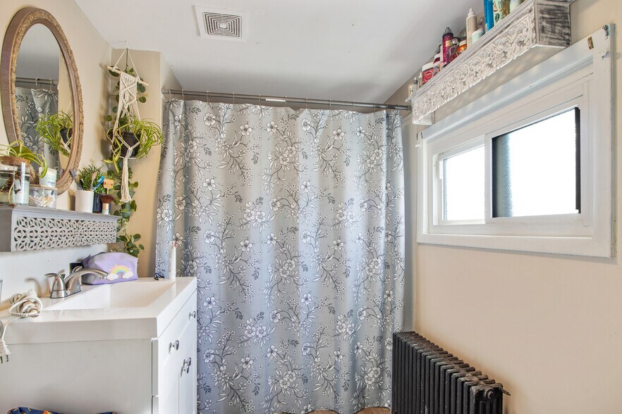 More Photos Of 6980 Nash Rd, North Tonawanda Apartments For Sale