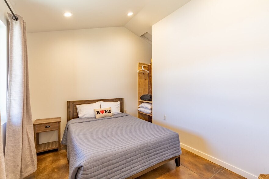 More Photos Of , Custer Unknown For Sale